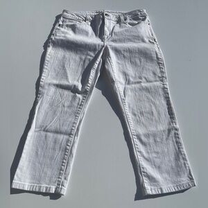 Michael Kors White Mid-Rise Capri women’s Denim Jeans Size 10